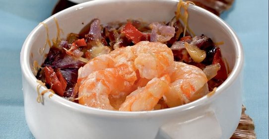 Сырный гратен с креветками