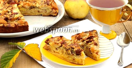 Шарлотка на сгущённом молоке