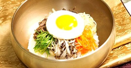 Рисовый микс с мясом «Пибимпап» (비빔밥)