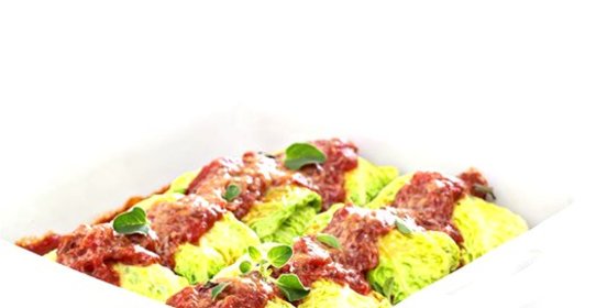 Голубцы из савойской капусты с рикоттой Unagrande и шпинатом