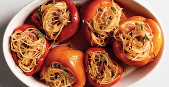Перцы с начинкой из спагетти