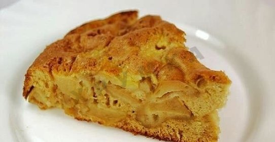 Пирог с яблоками шарлотка