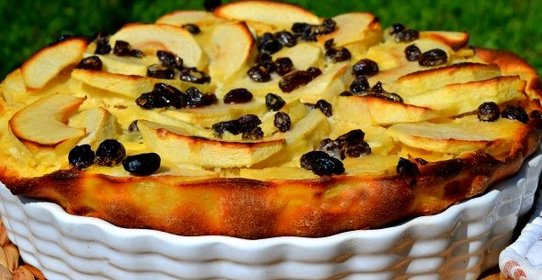 Клафути с яблоками