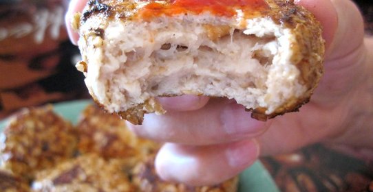 Куриные котлеты с семечками в овсяных хлопьях