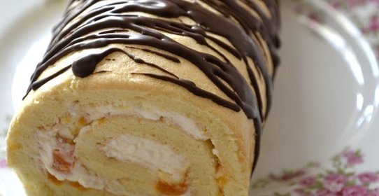 Рулет с творогом и курагой