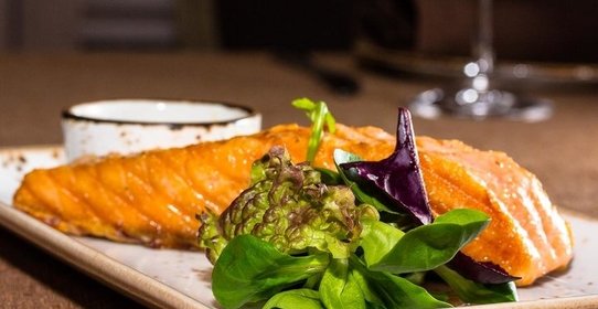 Лосось с апельсиновым соусом