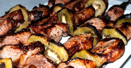Шашлык из телятины с киви