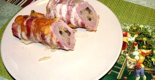 Мясной рулет из свинины с беконом