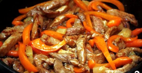 Свинина в кисло-сладком соусе