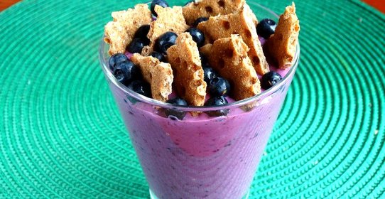 Чернично - творожный десерт