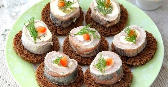 Рулет из селедки