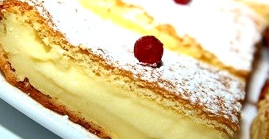 Нежный слоеный пирог