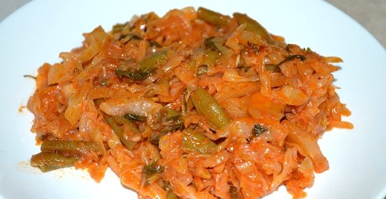 Тушеная капуста на сковороде