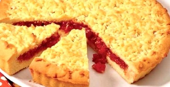 Песочный пирог с вареньем