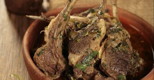 Баранина с тархуном и ткемали (Чакапули)