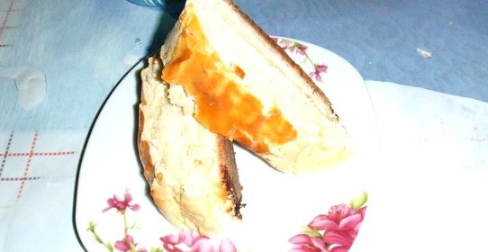 Рулет с творожной начинкой