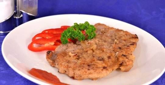 Отбивные из свинины в апельсиновом маринаде