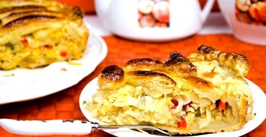 Пирог с квашеной капустой