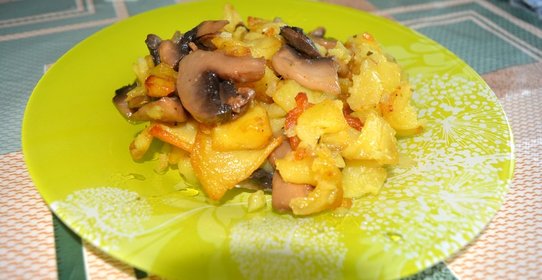 Жареная картошка с грибами