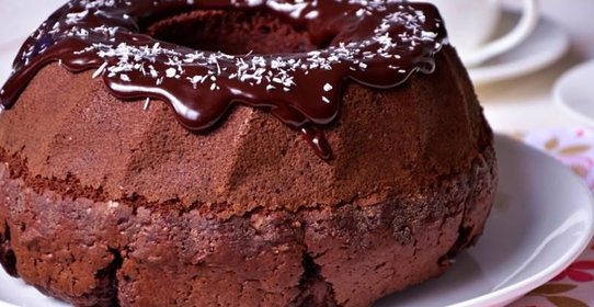 Влажный шоколадный пирог