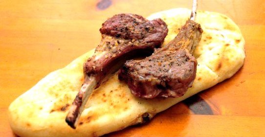 Баранина на гриле в апельсиново-травяной корочке