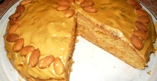 Пирог со сгущенкой к чаю