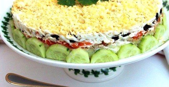 Салат «Печень трески под шубой»