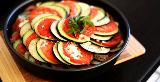 Рататуй с сыром моцарелла