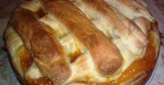 Сладкий постный пирог с вареньем