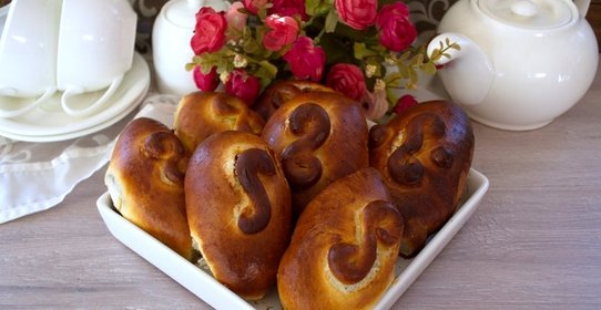 Пироги в духовке из дрожжевого теста