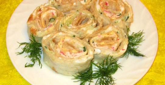 Закусочный рулет из лаваша