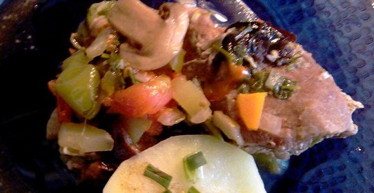 Мясо с овощами на пиве