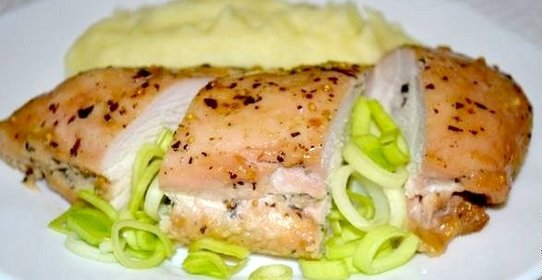 Куриные грудки в духовке