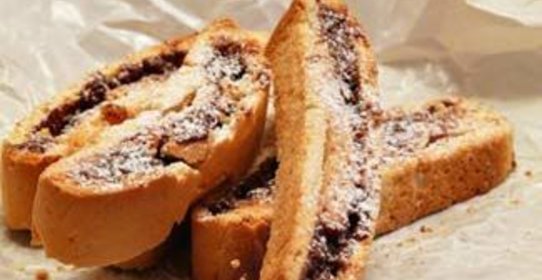 Бискотти с начинкой из шоколада, сгущенки и грецких орехов