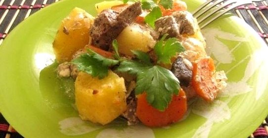 Мясо с картофелем в рукаве