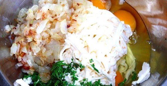 Пирог с сыром и луком