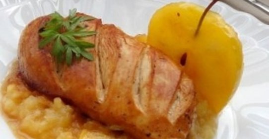 Куриное филе с яблоками