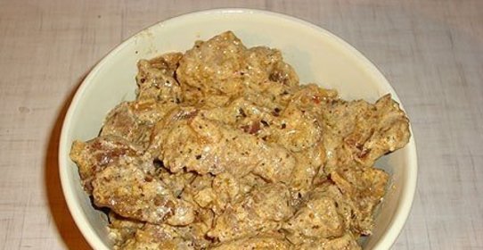 Говядина в сметане на сковороде