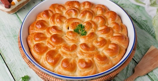 Пирог с мясом «Хризантема»