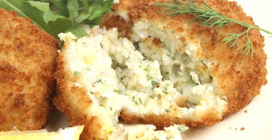 Котлеты из камчатского краба с горчичным соусом