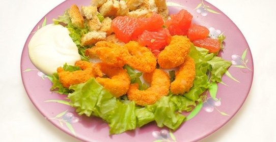 Салат с креветками и грейпфрутом