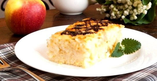 Рисовый пудинг с яблоками