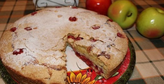 вишневая шарлотка с вишней в духовке