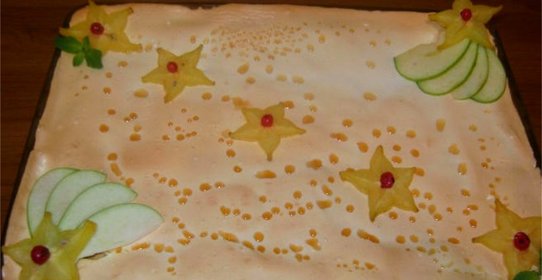 Пирог с яблоками и творогом