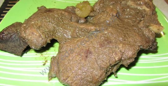 Мясо в гранатовом соусе