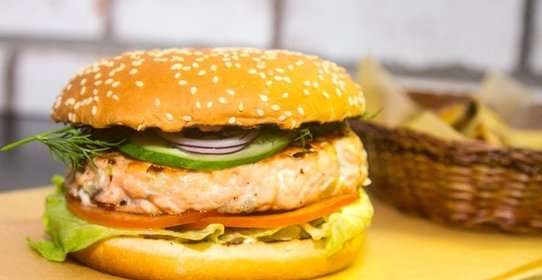 Бургер с семгой