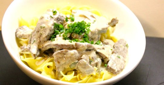 Бефстроганов из говядины с грибами