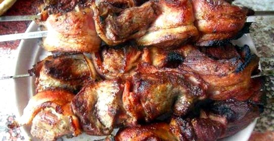 Шашлык с беконом