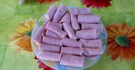 Рулетики из ветчины