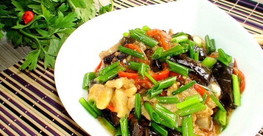 Свинина с баклажанами по-пекински